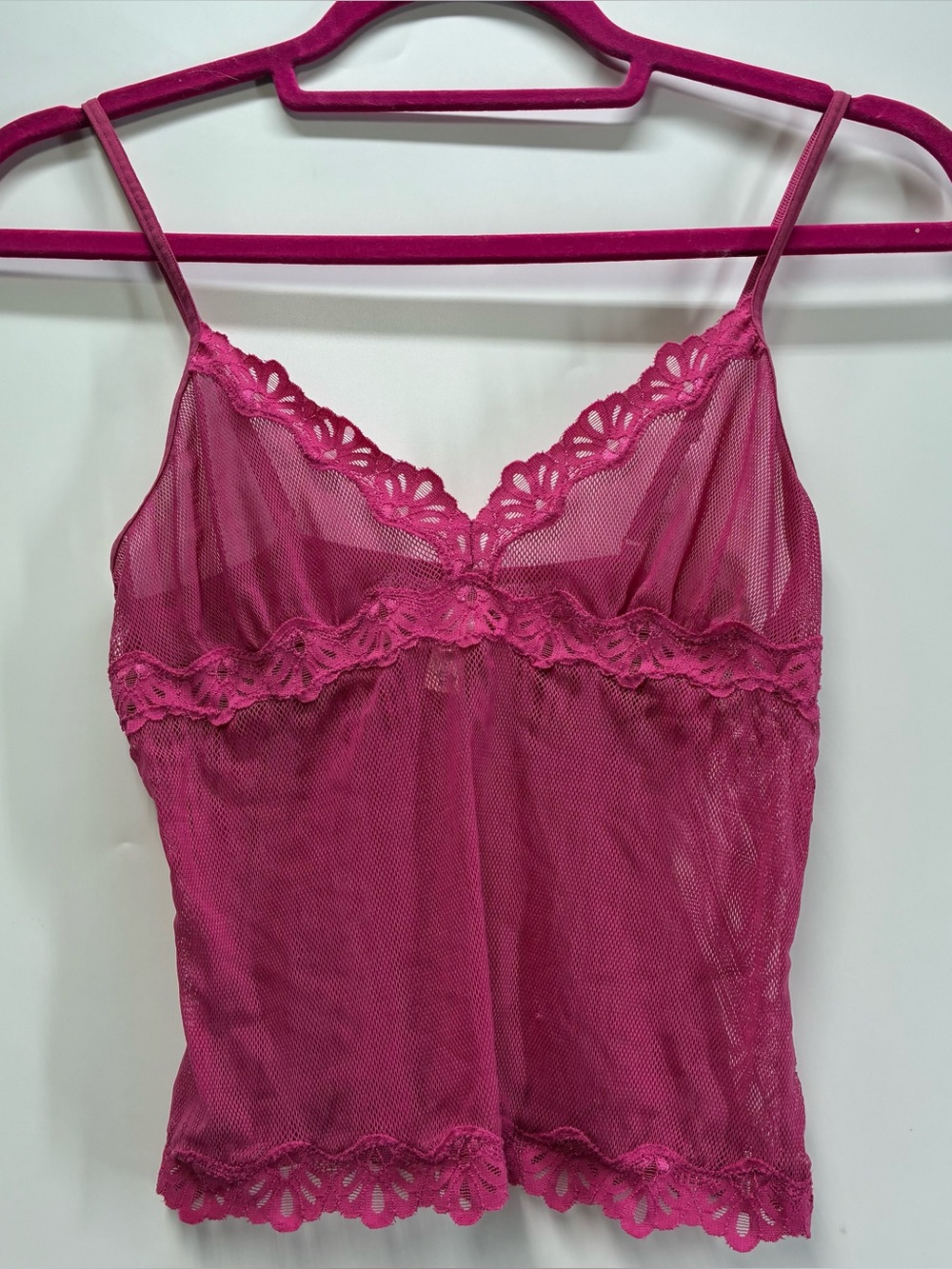 Vintage Y2K Victoria’s Secret Medium Sheer Cami Tank Top Floral Lace Pink Nylon